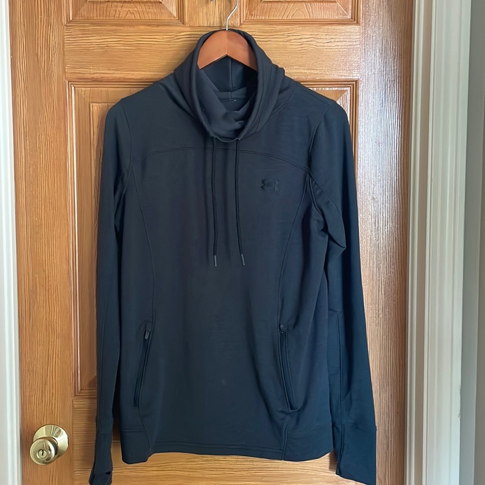 Under Armour funnel neck long sleeve sweatshirt sz M womens EUC